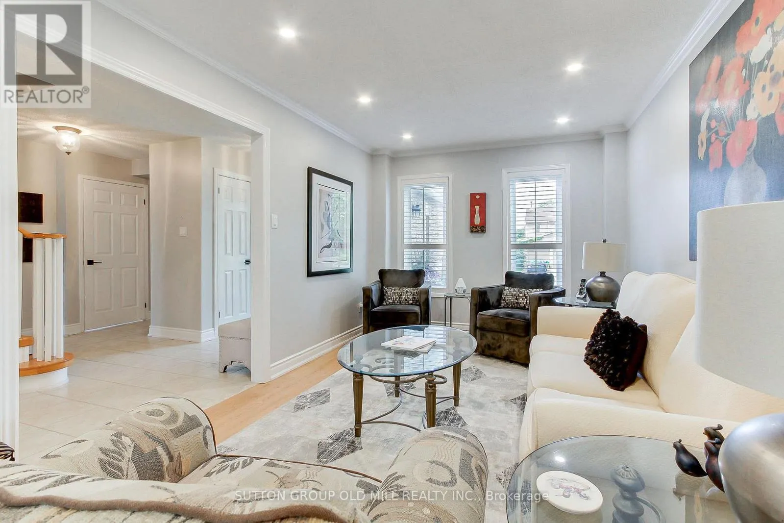 3126 OAKVIEW ROAD