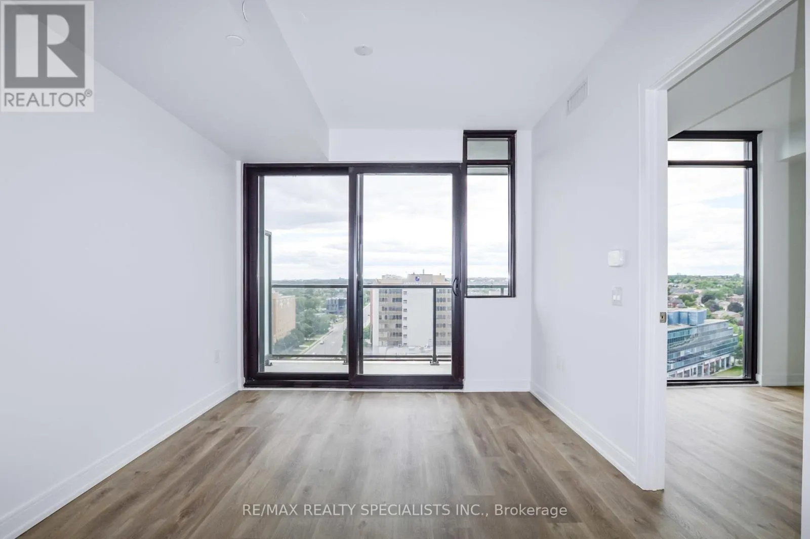 1307 - 3009 NOVAR ROAD
