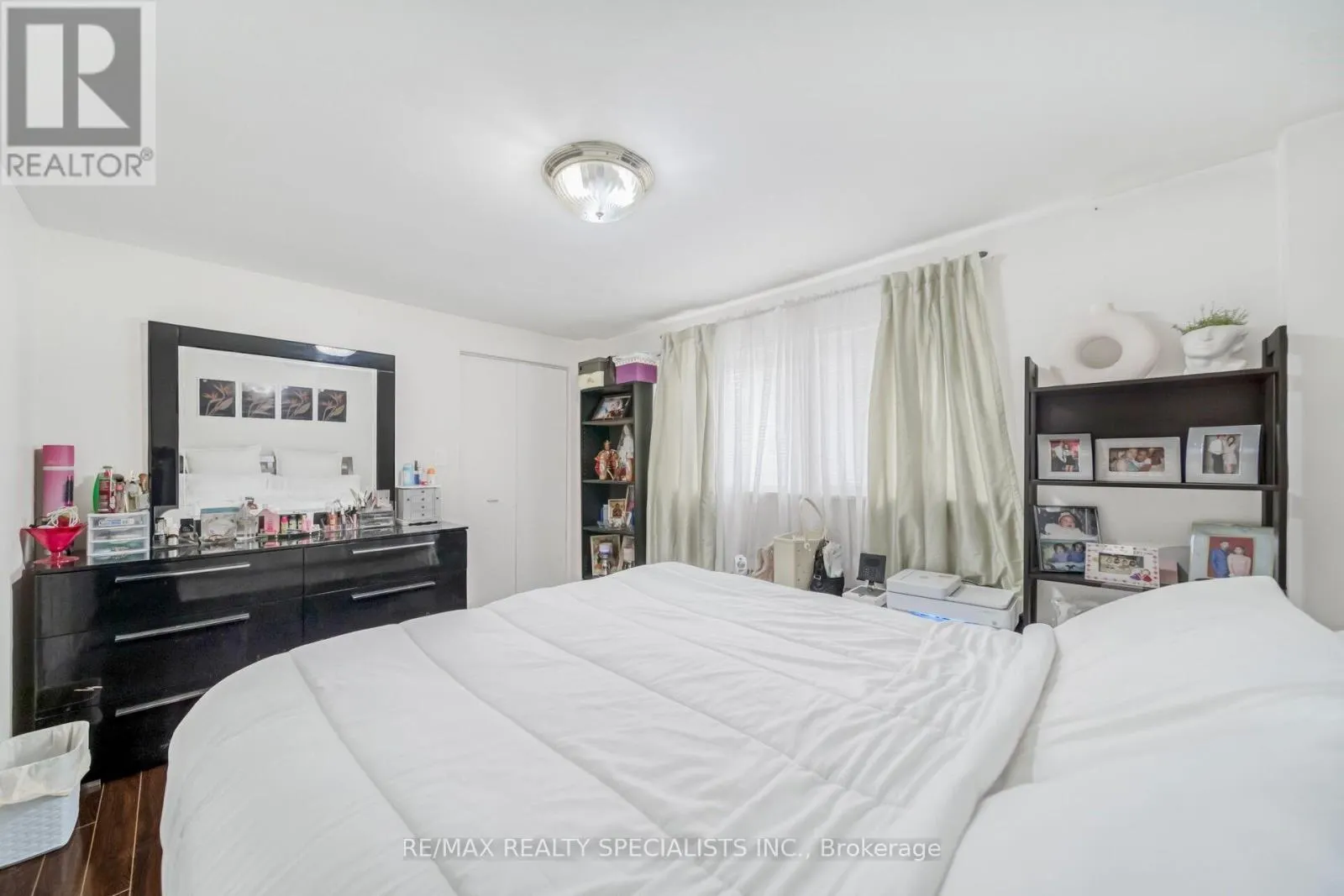 1 CRAIGLEIGH CRESCENT