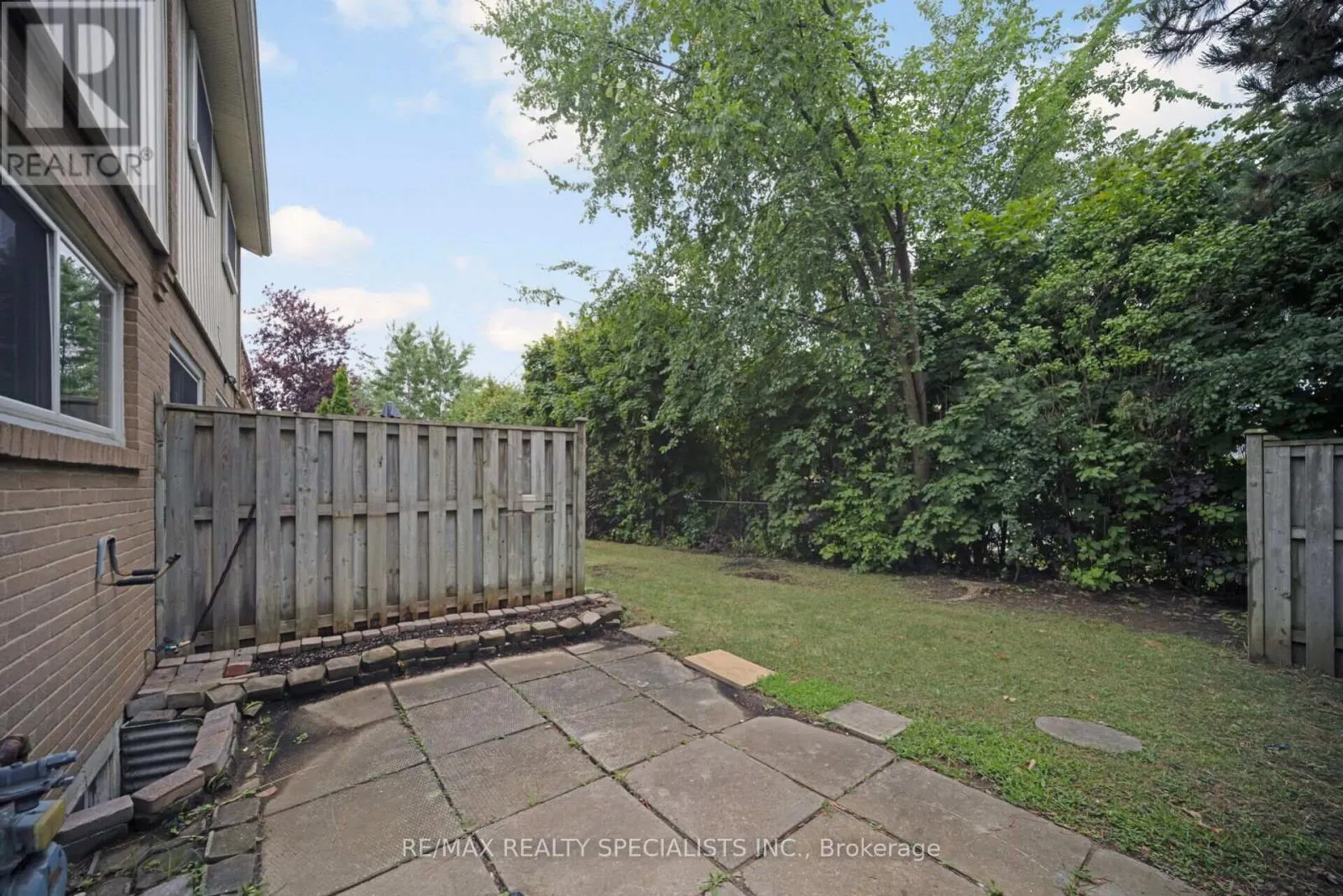 1 CRAIGLEIGH CRESCENT
