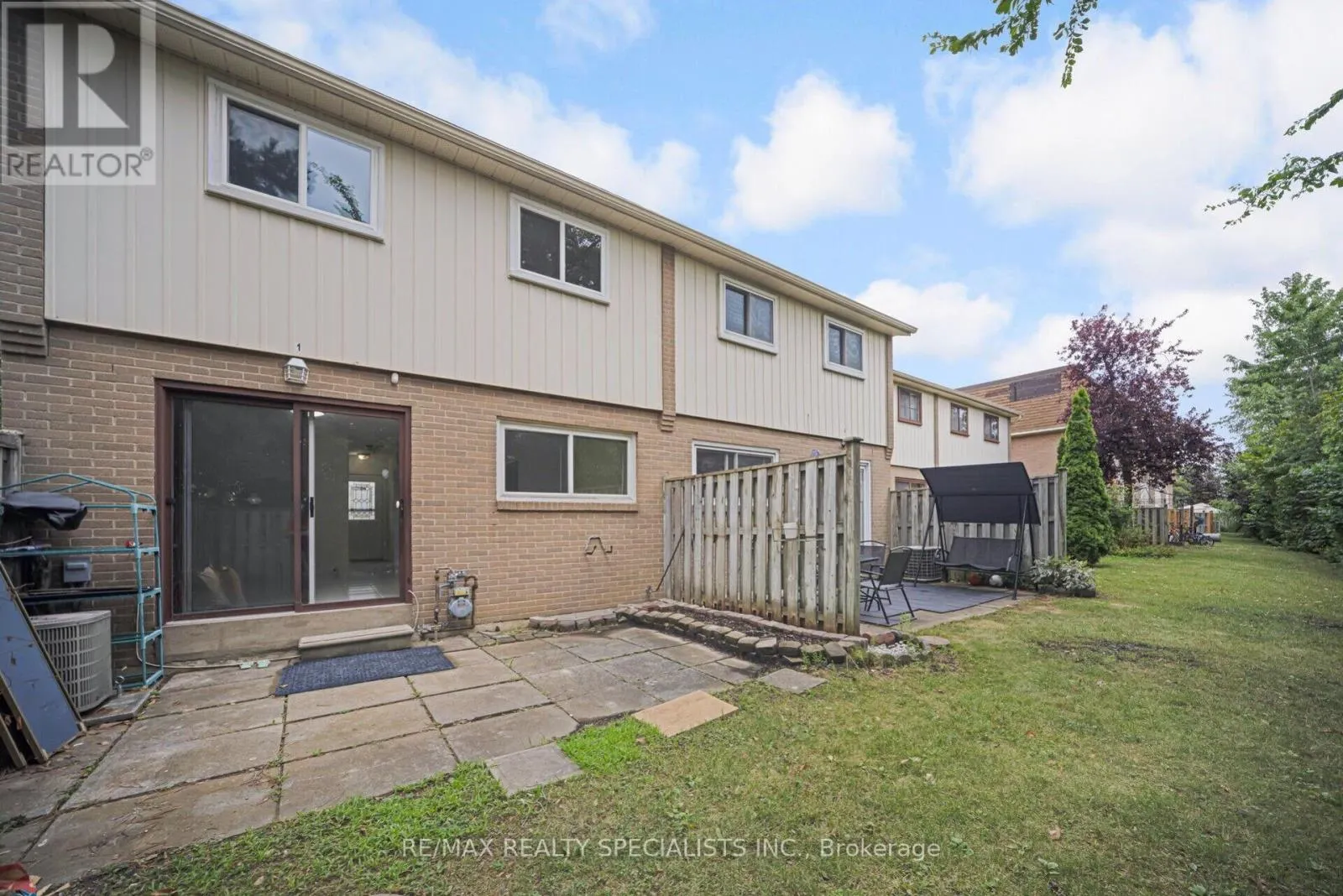 1 CRAIGLEIGH CRESCENT