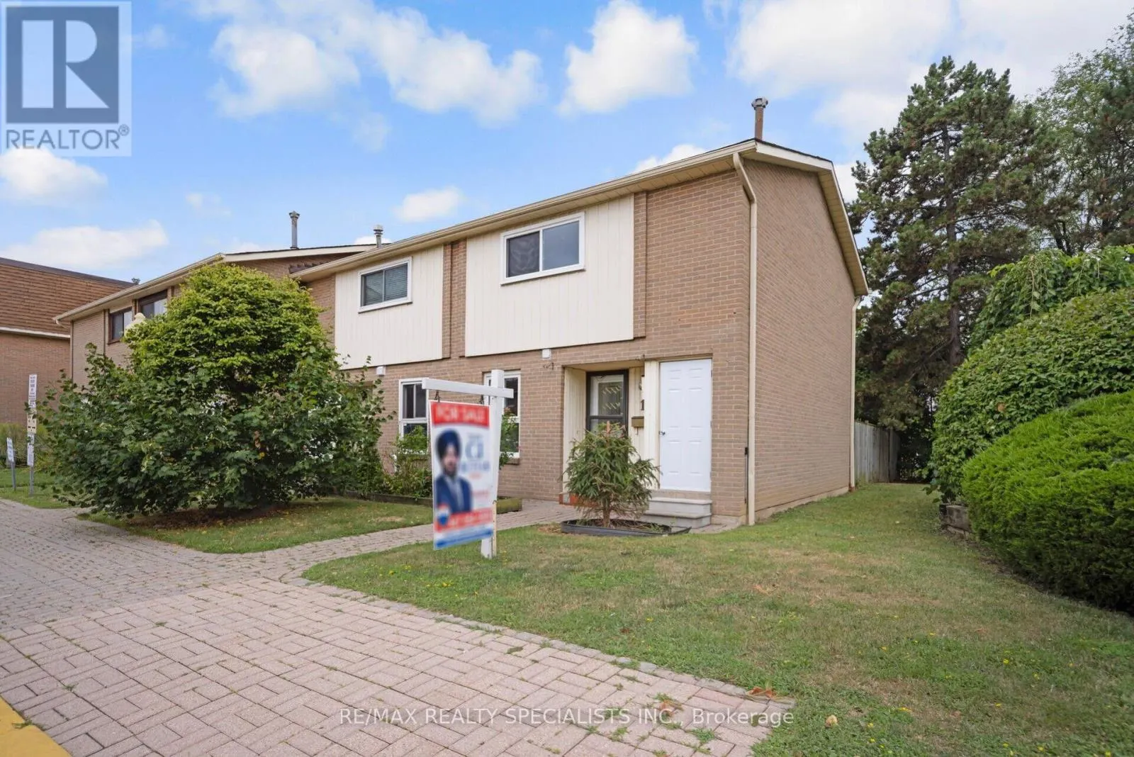 1 CRAIGLEIGH CRESCENT