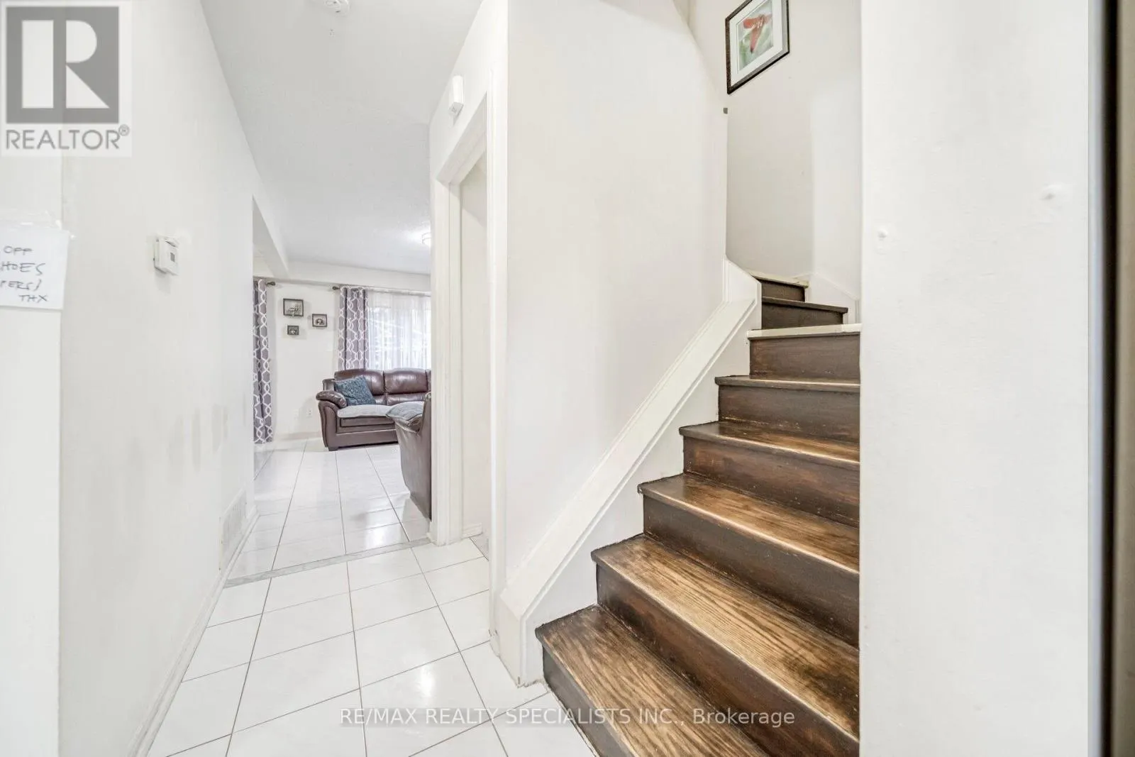 1 CRAIGLEIGH CRESCENT