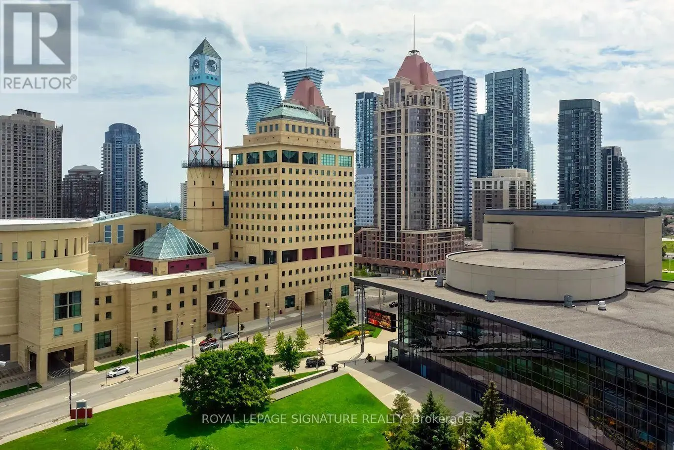 1210 - 339 RATHBURN ROAD W