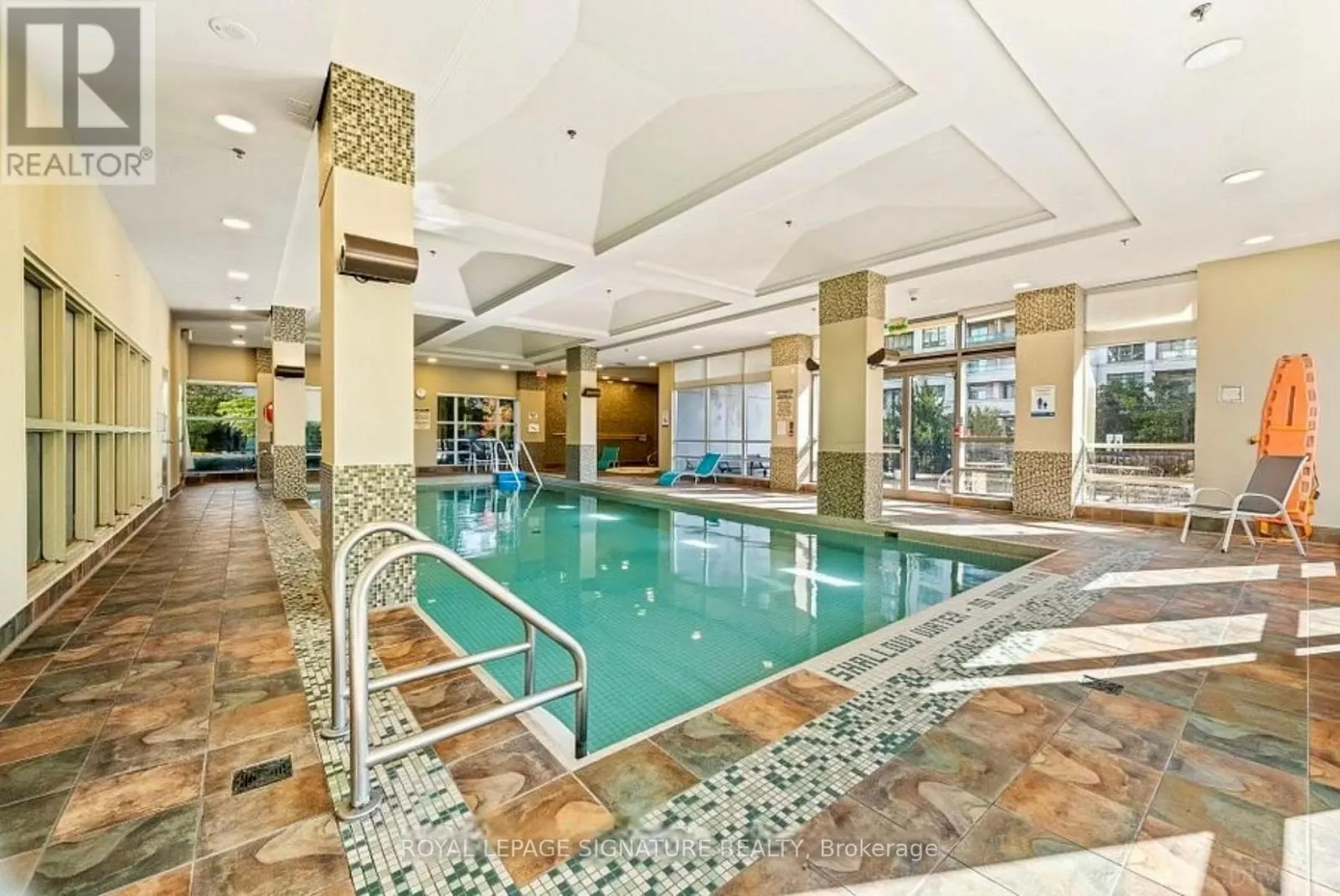 1210 - 339 RATHBURN ROAD W