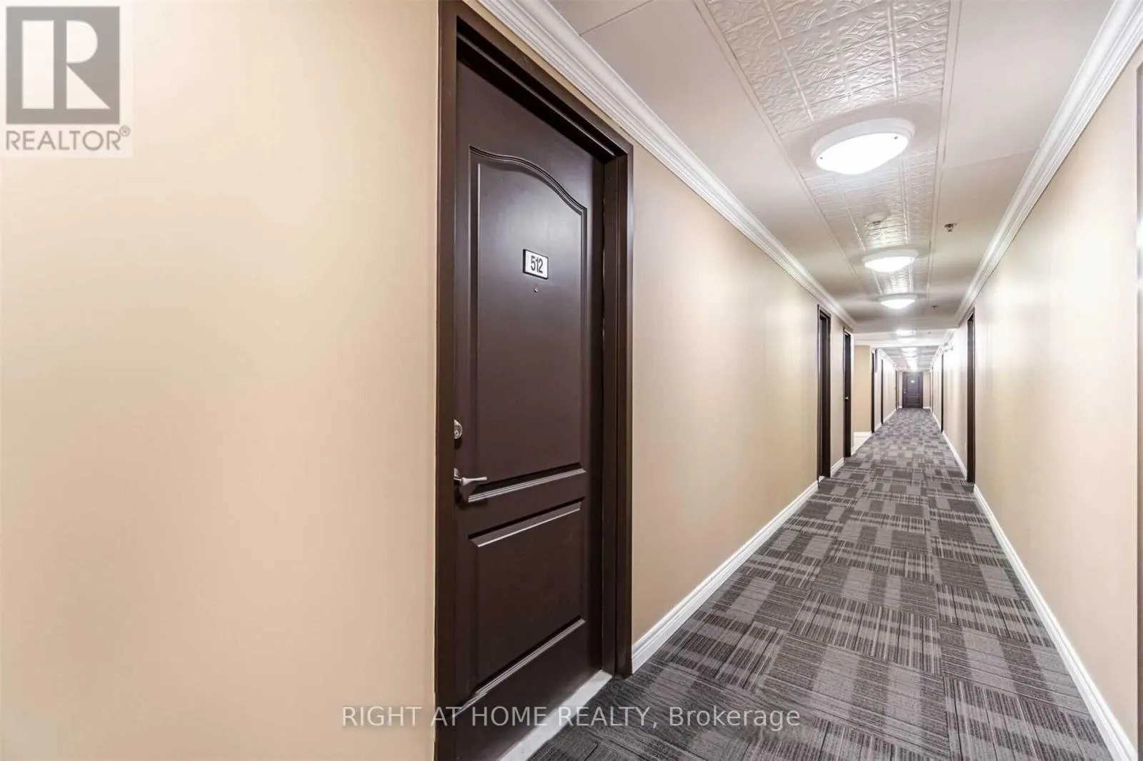 512 - 1421 COSTIGAN ROAD
