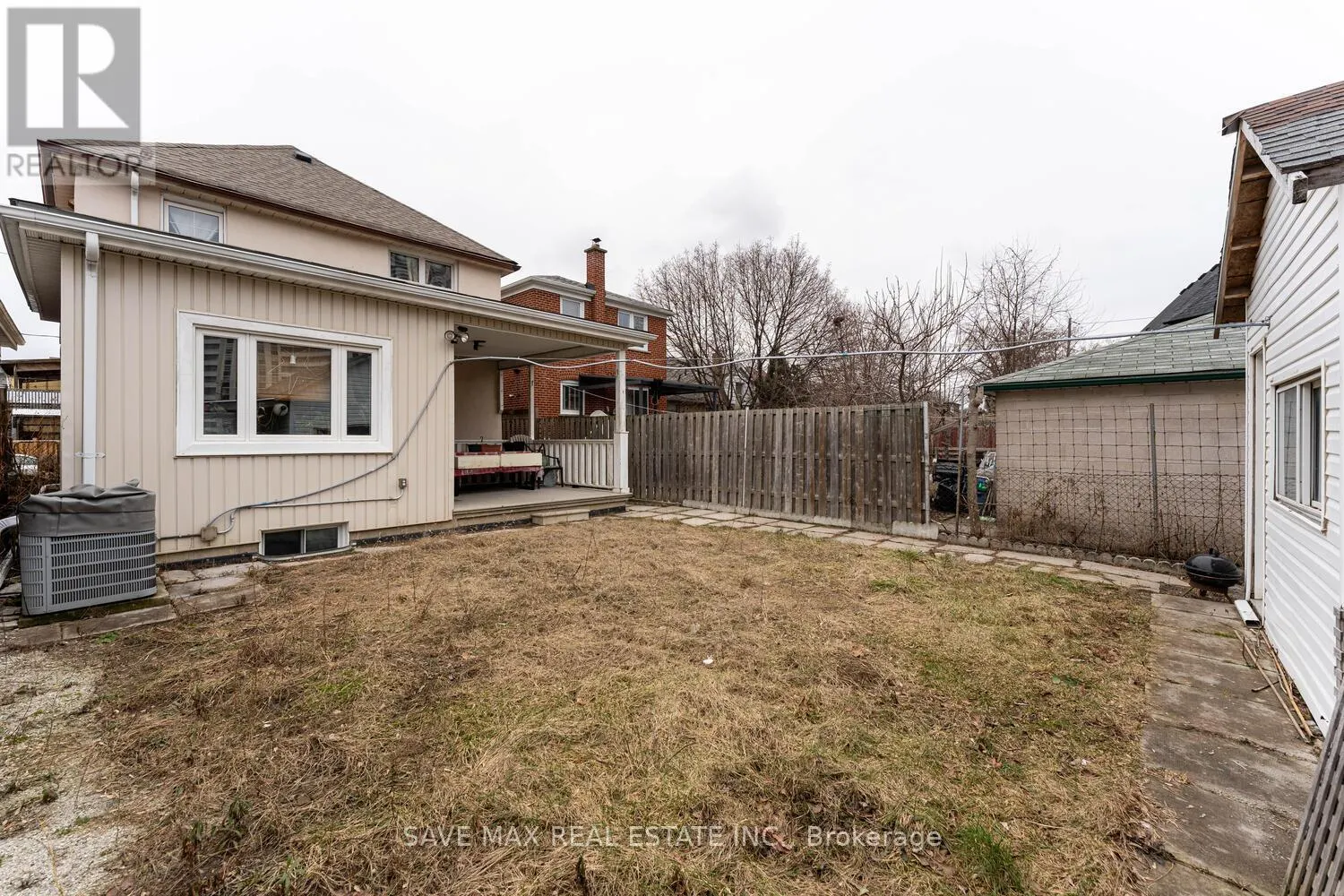 73 BUTTONWOOD AVENUE