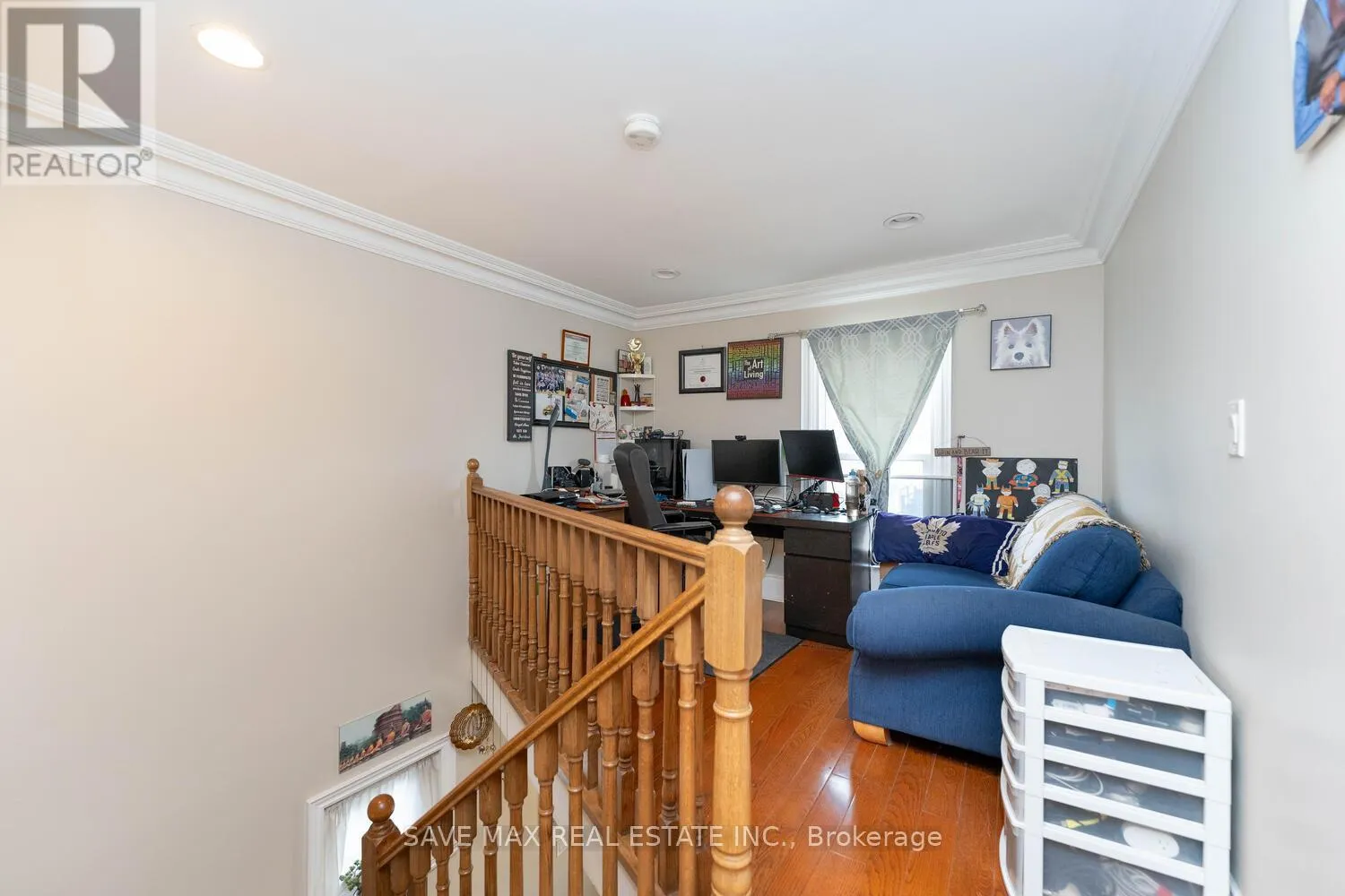 73 BUTTONWOOD AVENUE