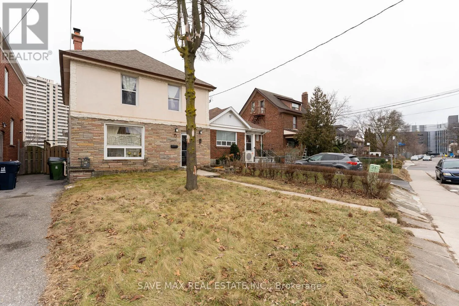 73 BUTTONWOOD AVENUE