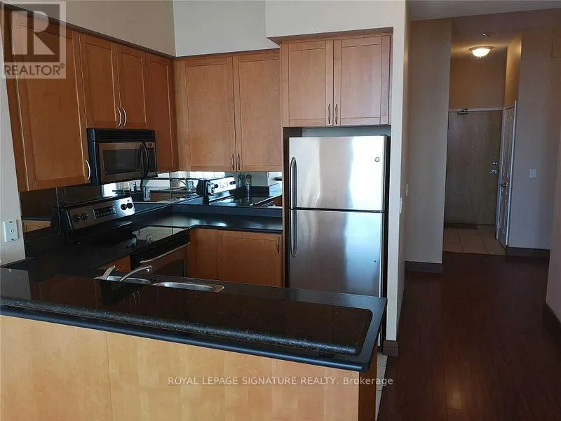 3208 - 220 BURNHAMTHORPE ROAD W
