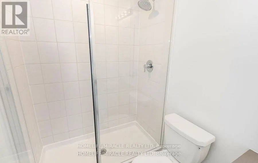 16 - 3415 RIDGEWAY DRIVE