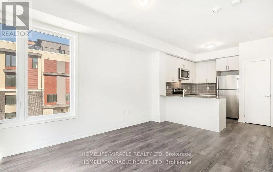 16 - 3415 RIDGEWAY DRIVE