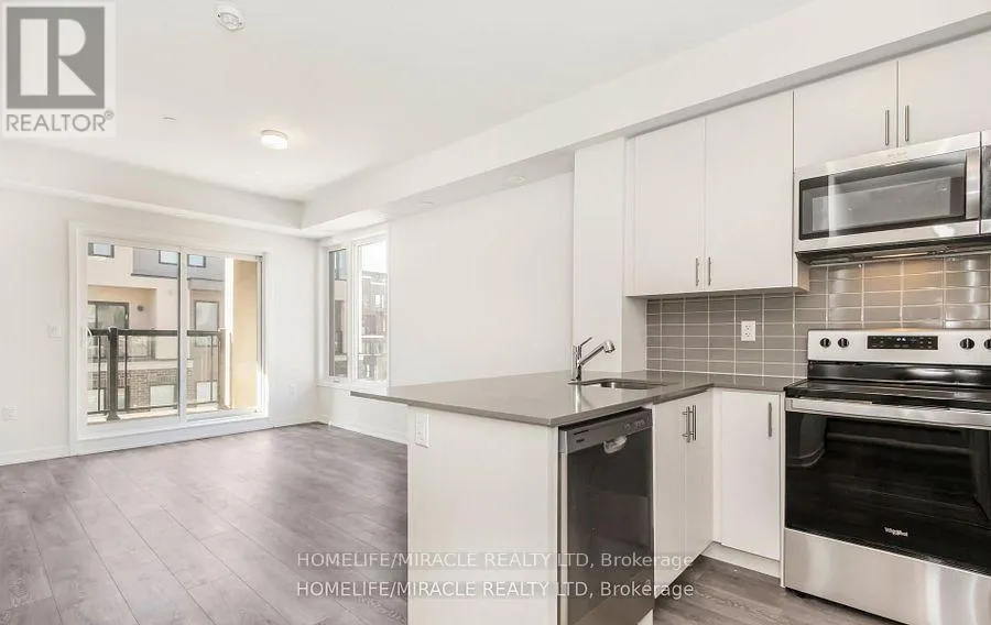 16 - 3415 RIDGEWAY DRIVE