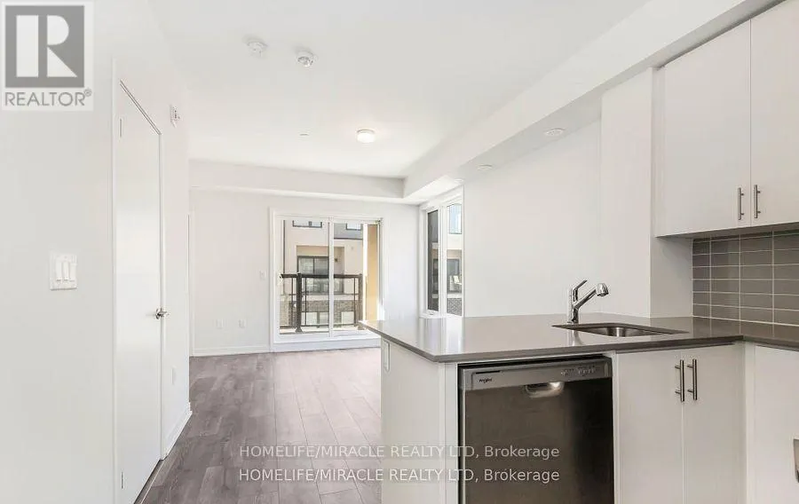 16 - 3415 RIDGEWAY DRIVE