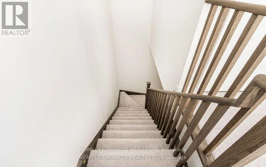 16 - 3415 RIDGEWAY DRIVE