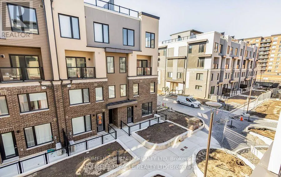 16 - 3415 RIDGEWAY DRIVE