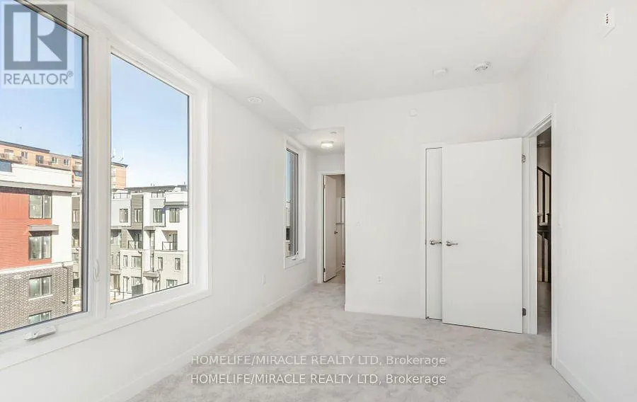 16 - 3415 RIDGEWAY DRIVE