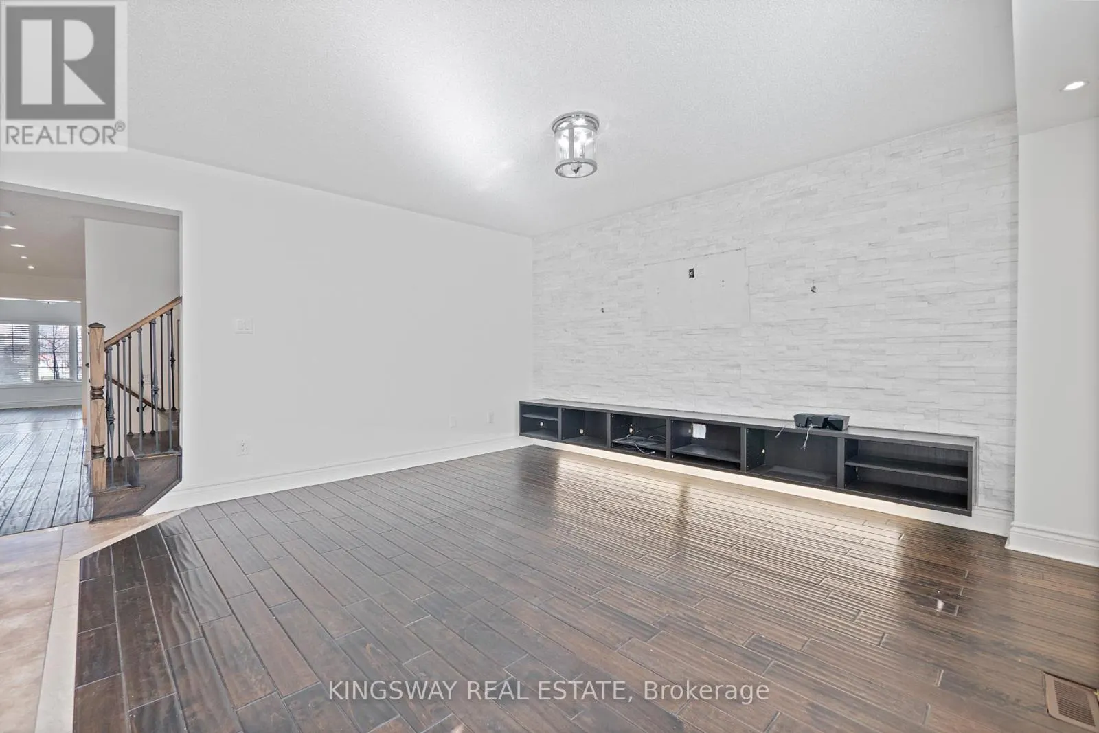 470 SAVOLINE BOULEVARD