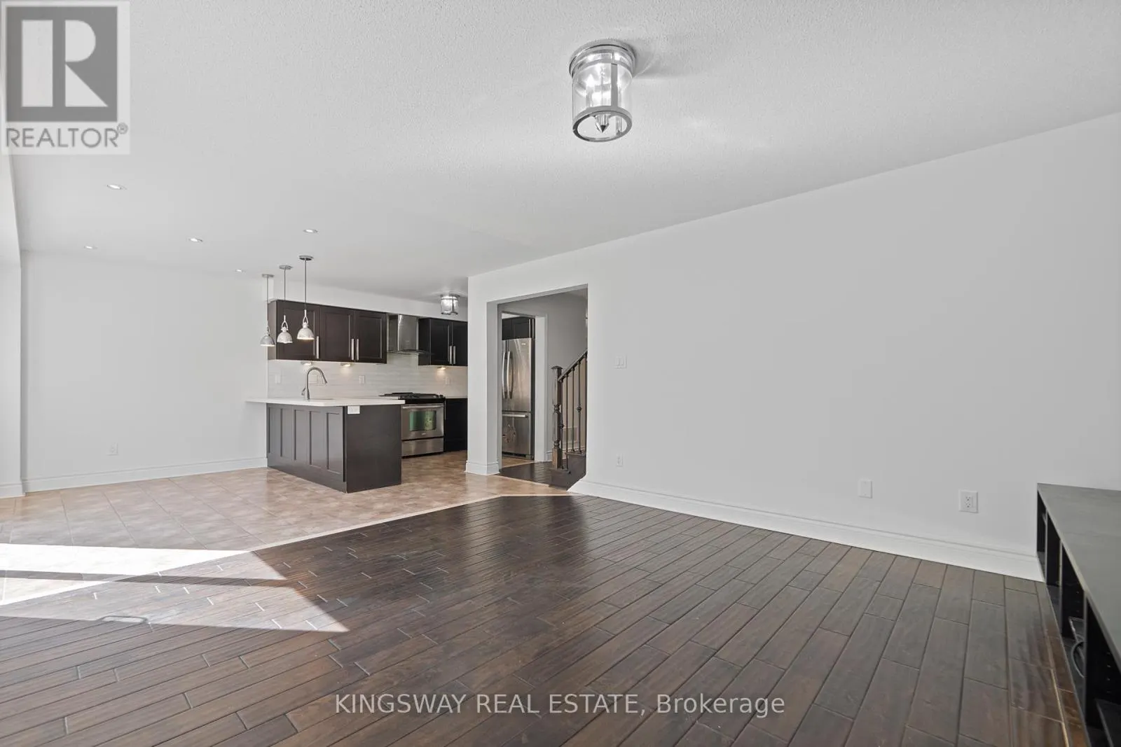 470 SAVOLINE BOULEVARD