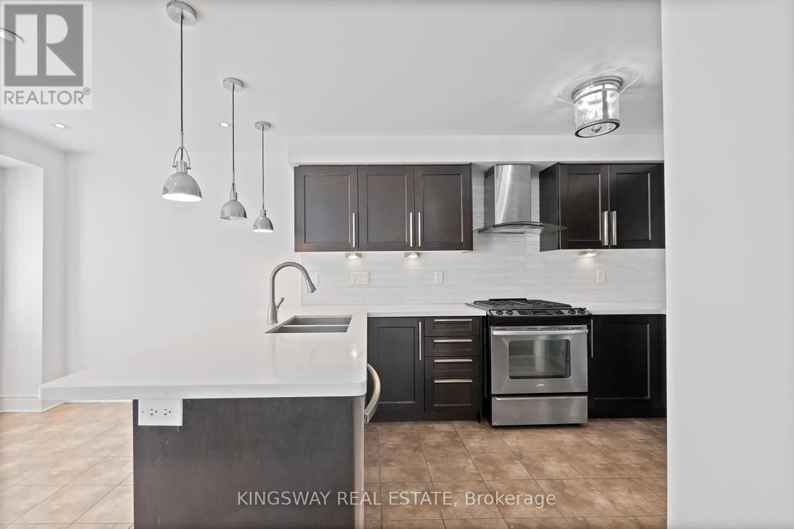 470 SAVOLINE BOULEVARD