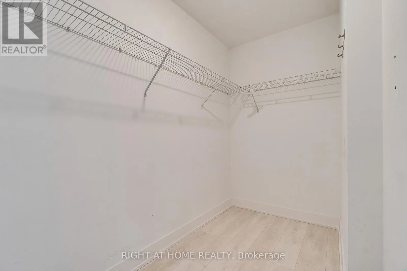 345 - 2485 TAUNTON ROAD
