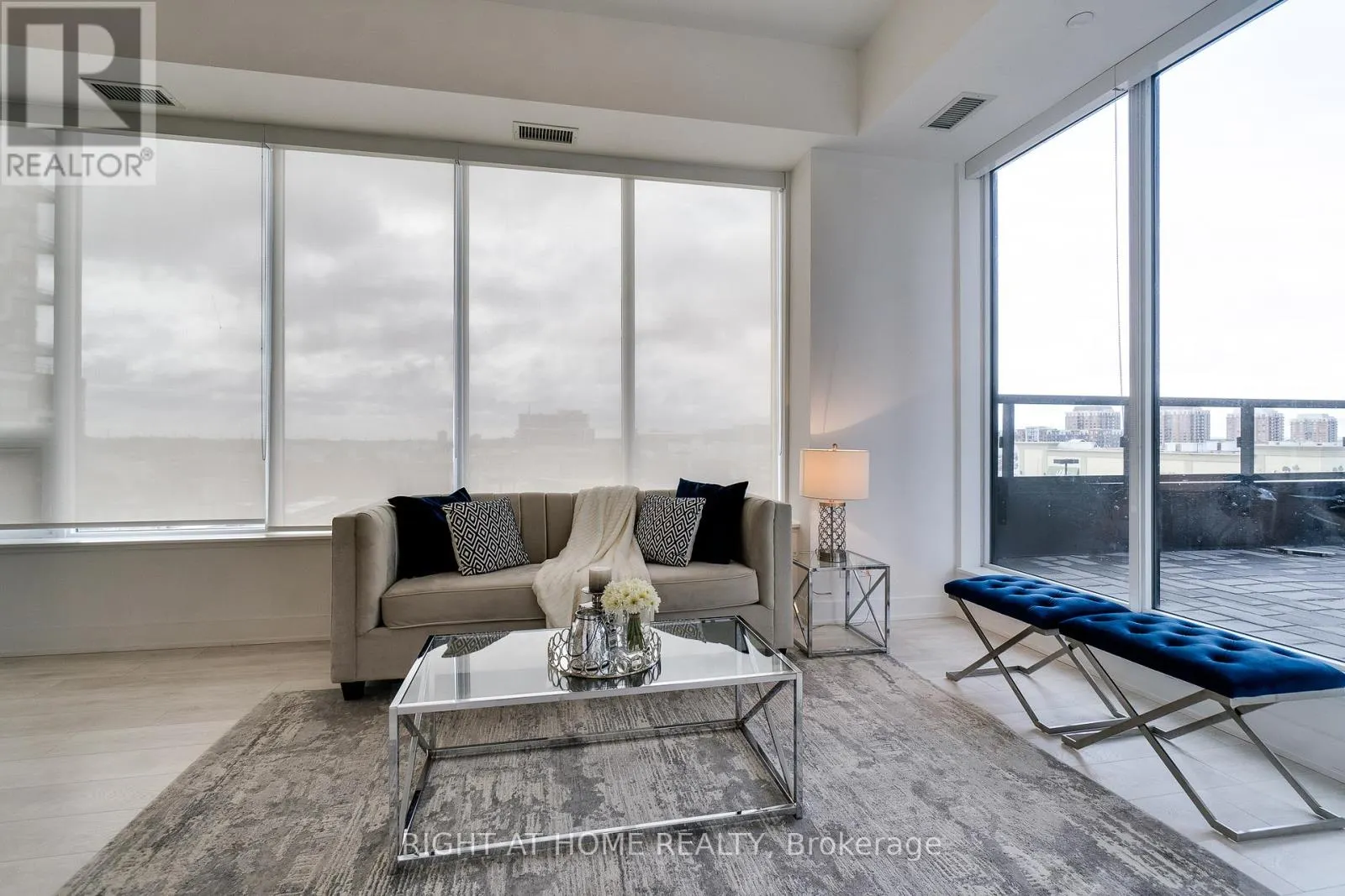 345 - 2485 TAUNTON ROAD