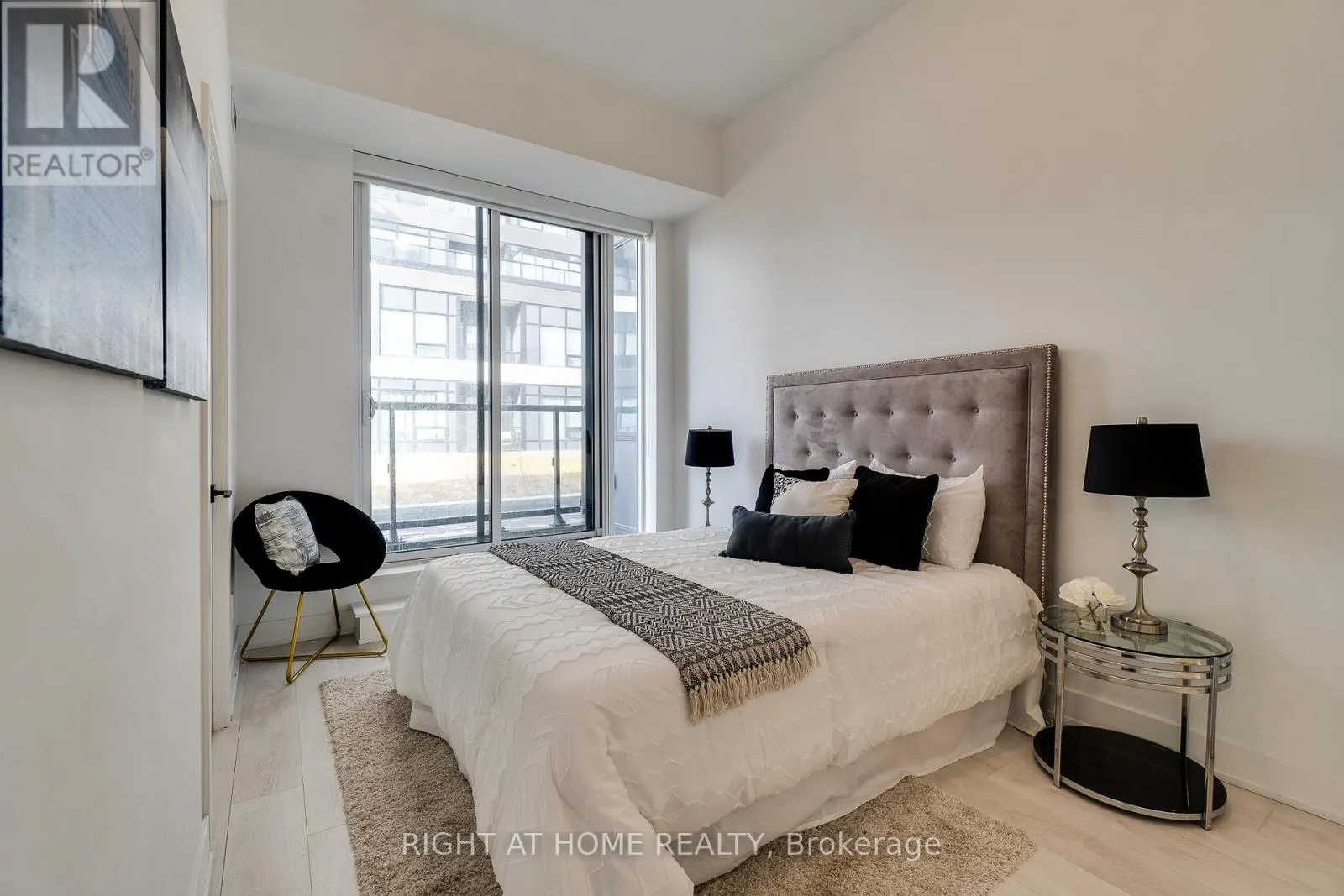 345 - 2485 TAUNTON ROAD