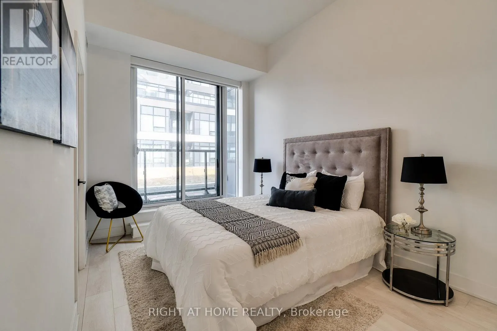 345 - 2485 TAUNTON ROAD