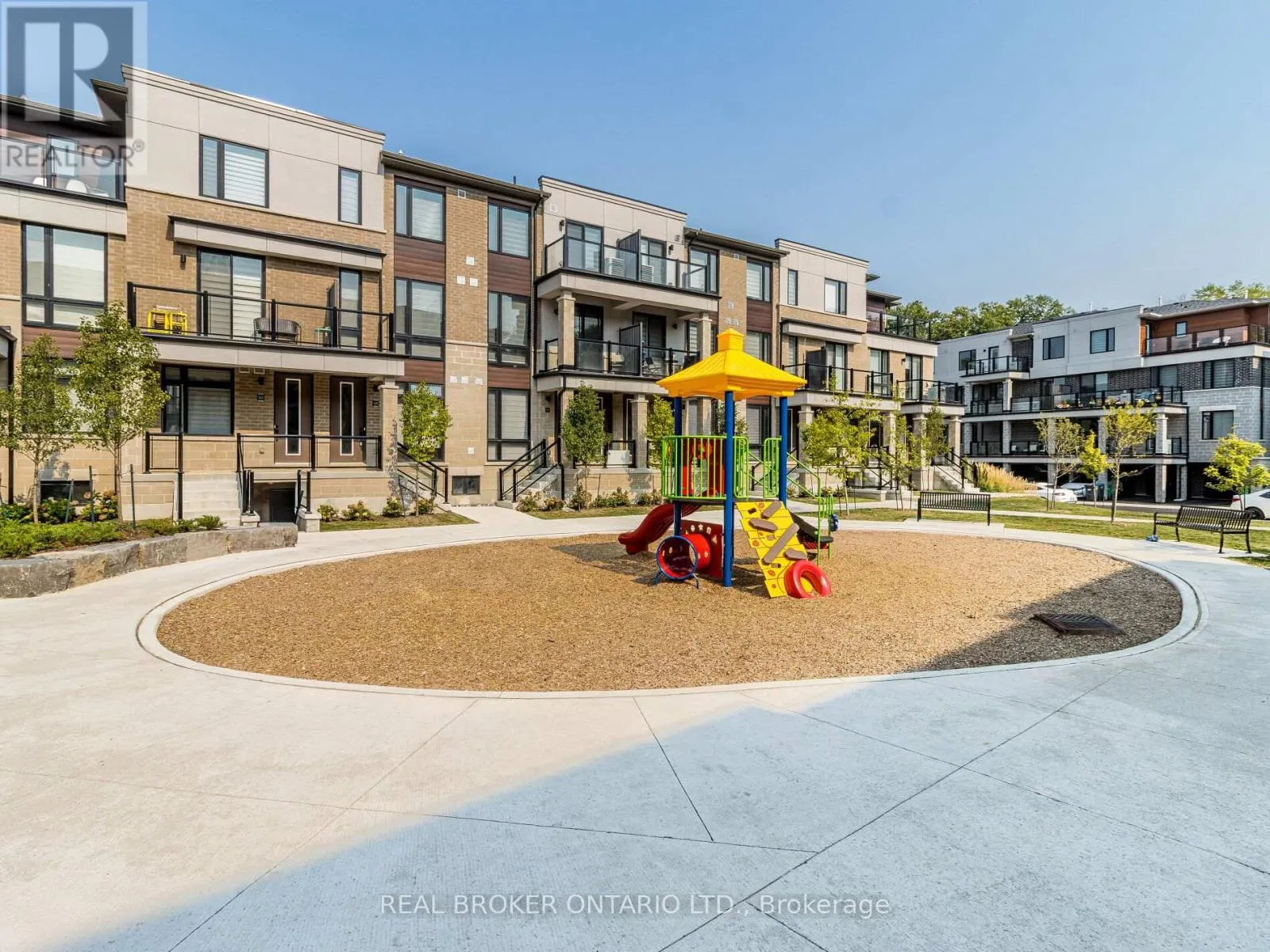 45 - 45 KNOTSBERRY CIRCLE