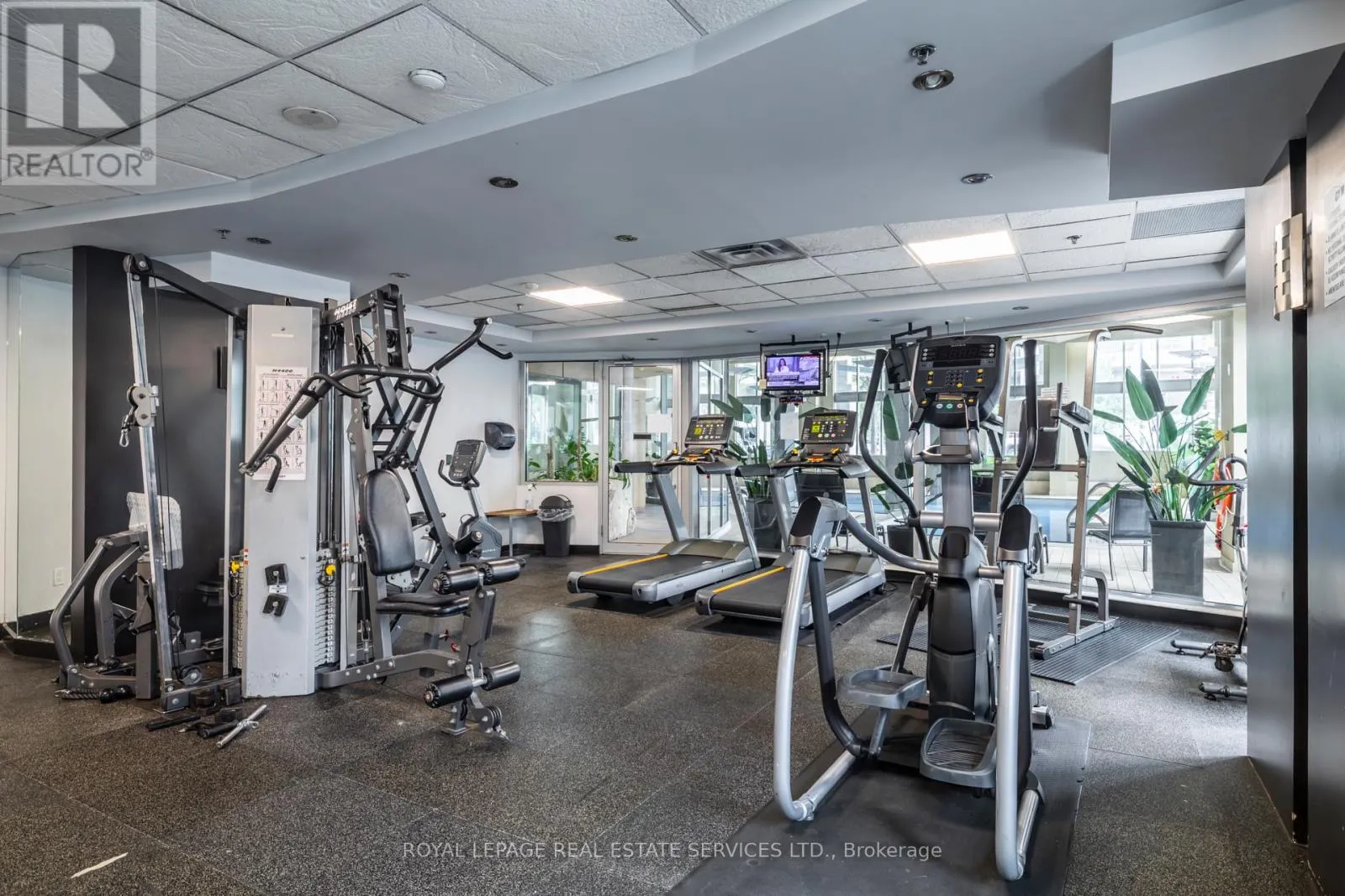 809 - 2121 LAKE SHORE BOULEVARD W