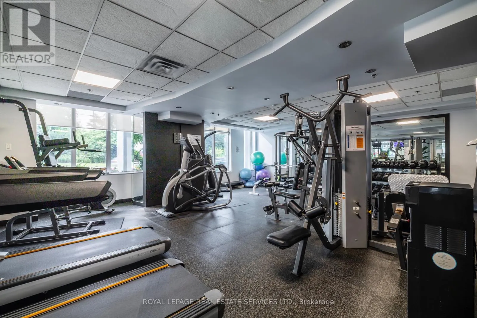 809 - 2121 LAKE SHORE BOULEVARD W