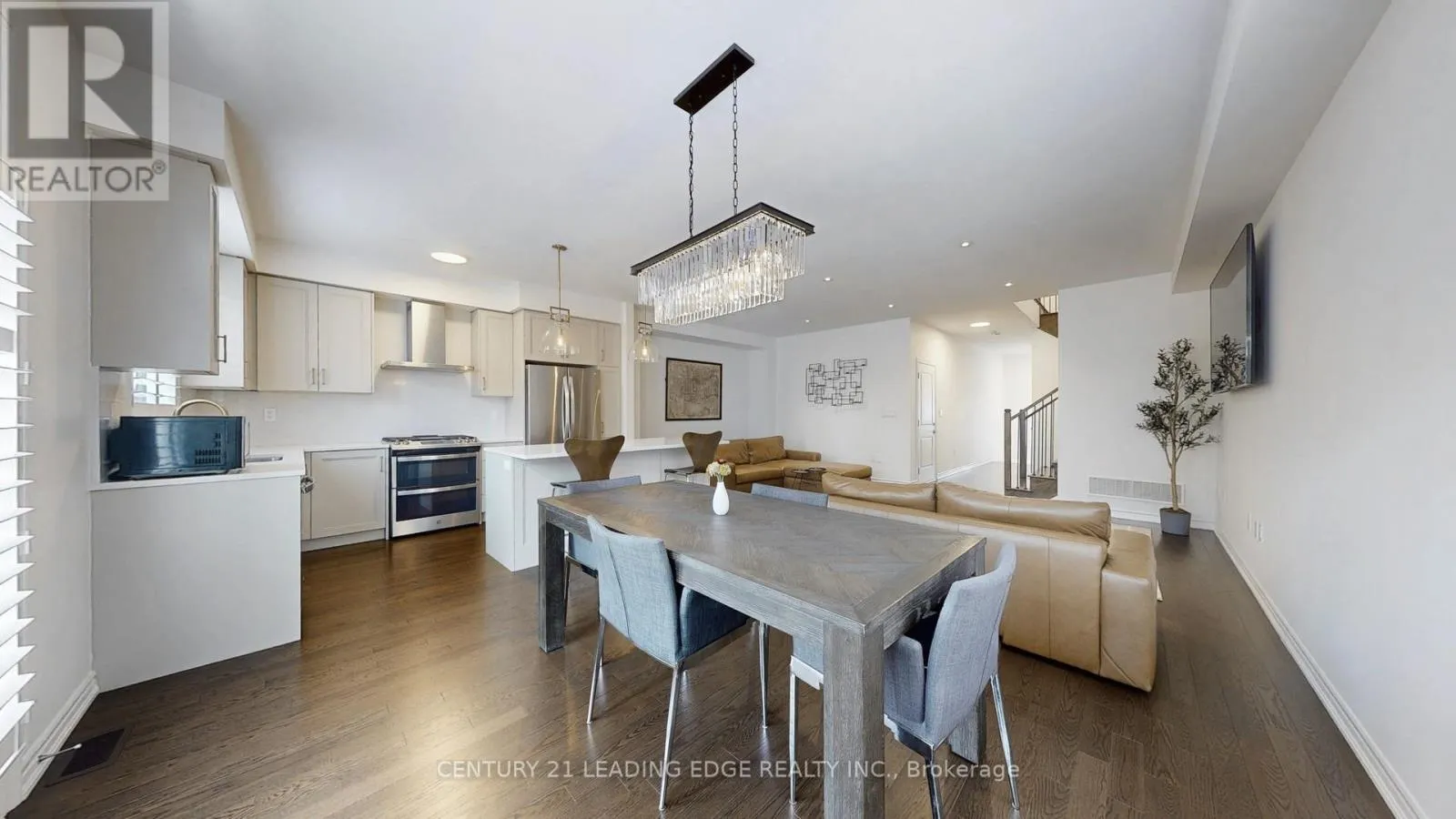 322 THIMBLEWEED COURT