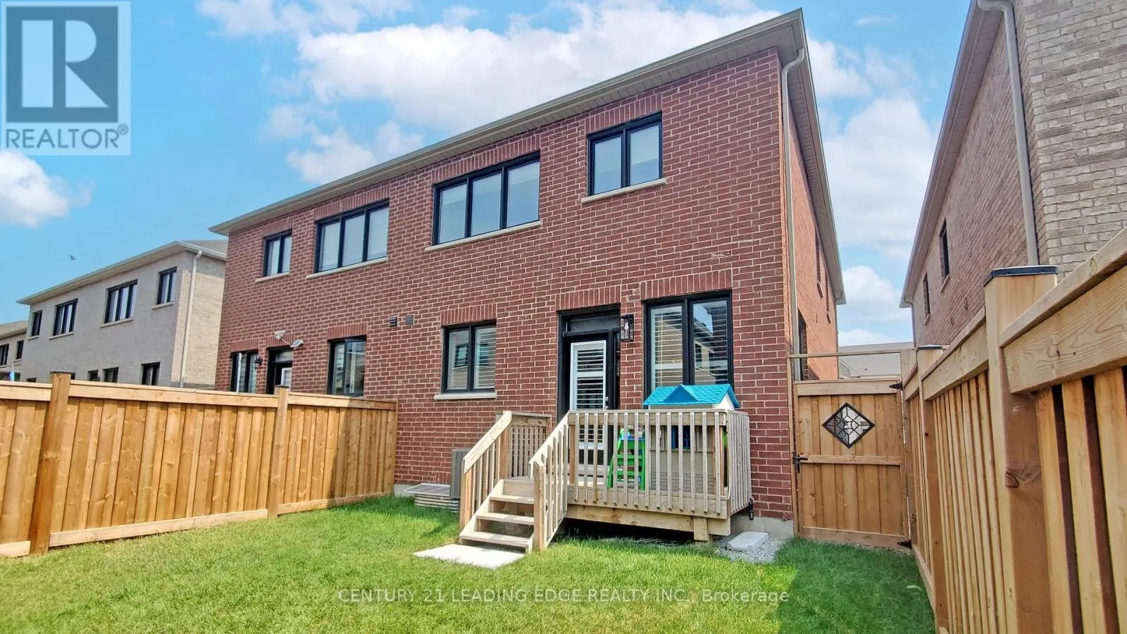 322 THIMBLEWEED COURT