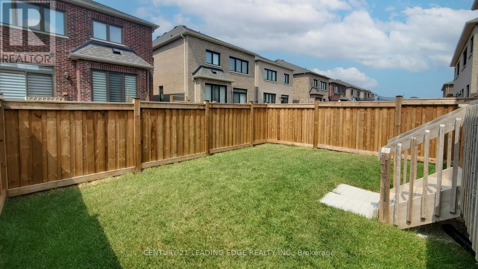 322 THIMBLEWEED COURT