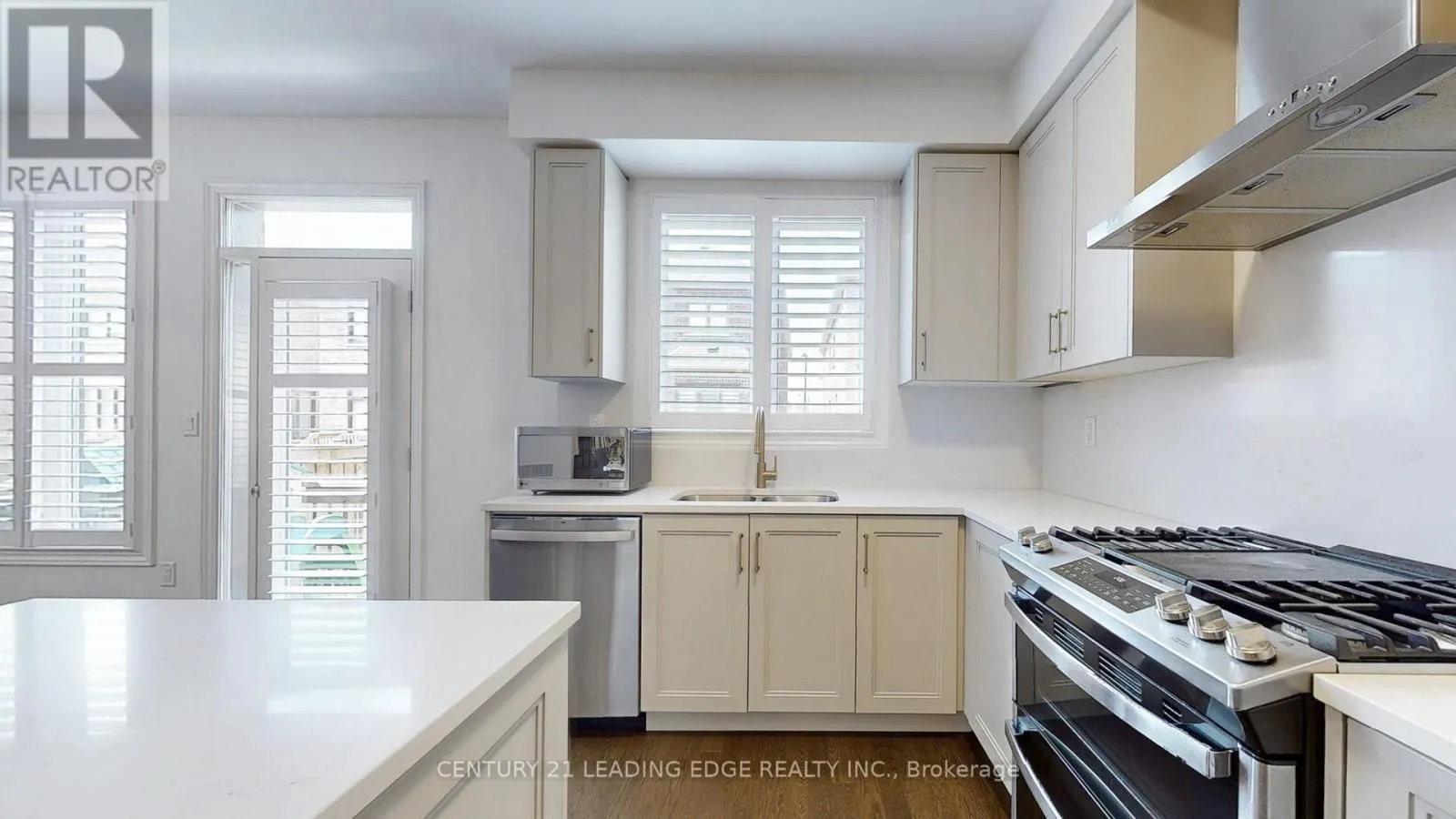 322 THIMBLEWEED COURT