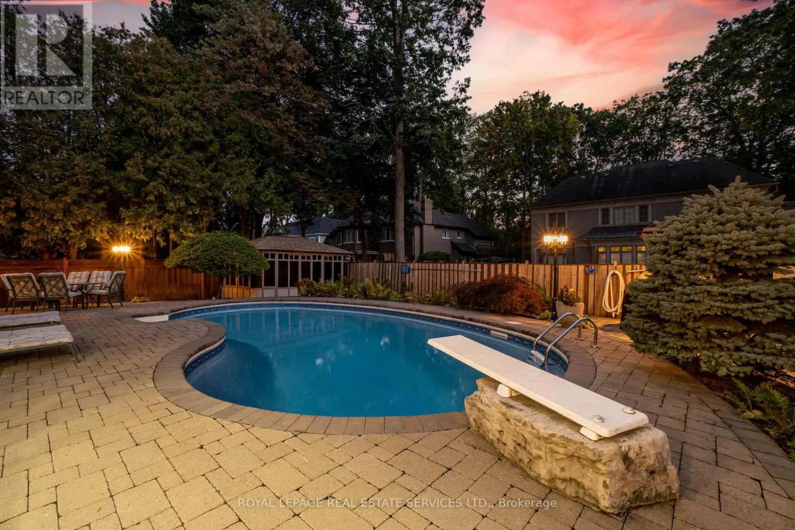 2130 AUTUMN BREEZE DRIVE N