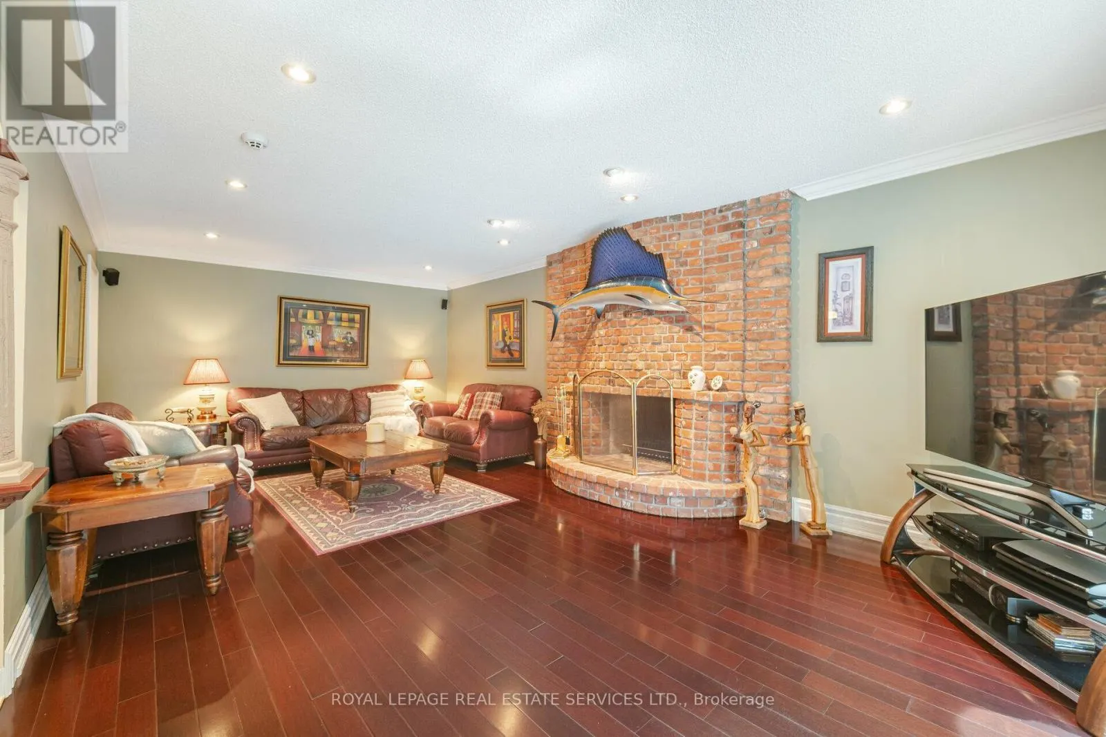 2130 AUTUMN BREEZE DRIVE N