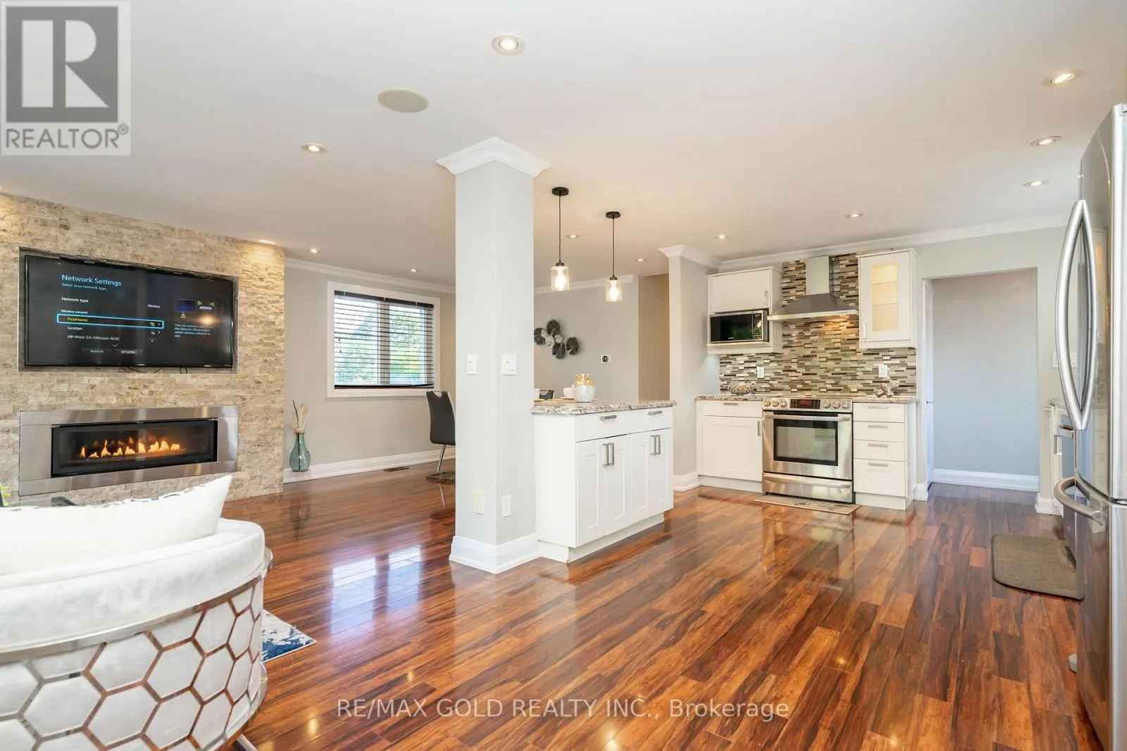 39 ASCOT AVENUE