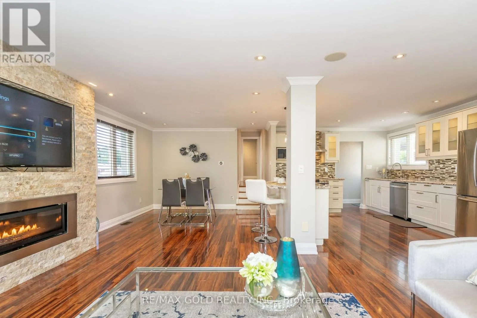 39 ASCOT AVENUE