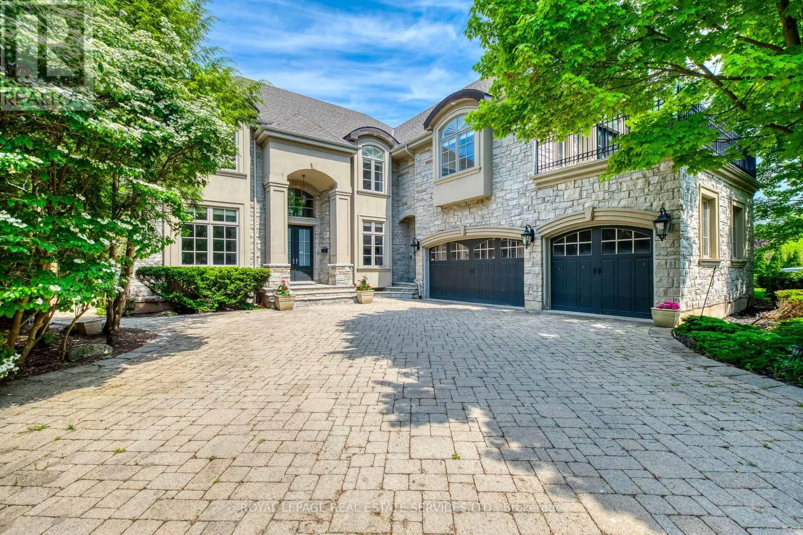 3341 LAKESHORE ROAD