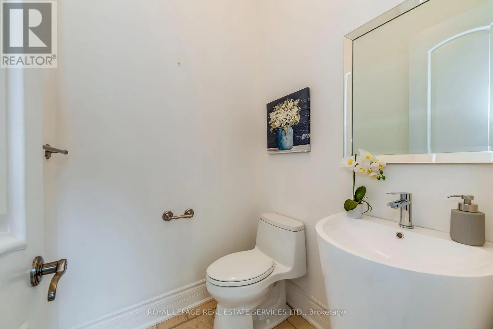 3341 LAKESHORE ROAD