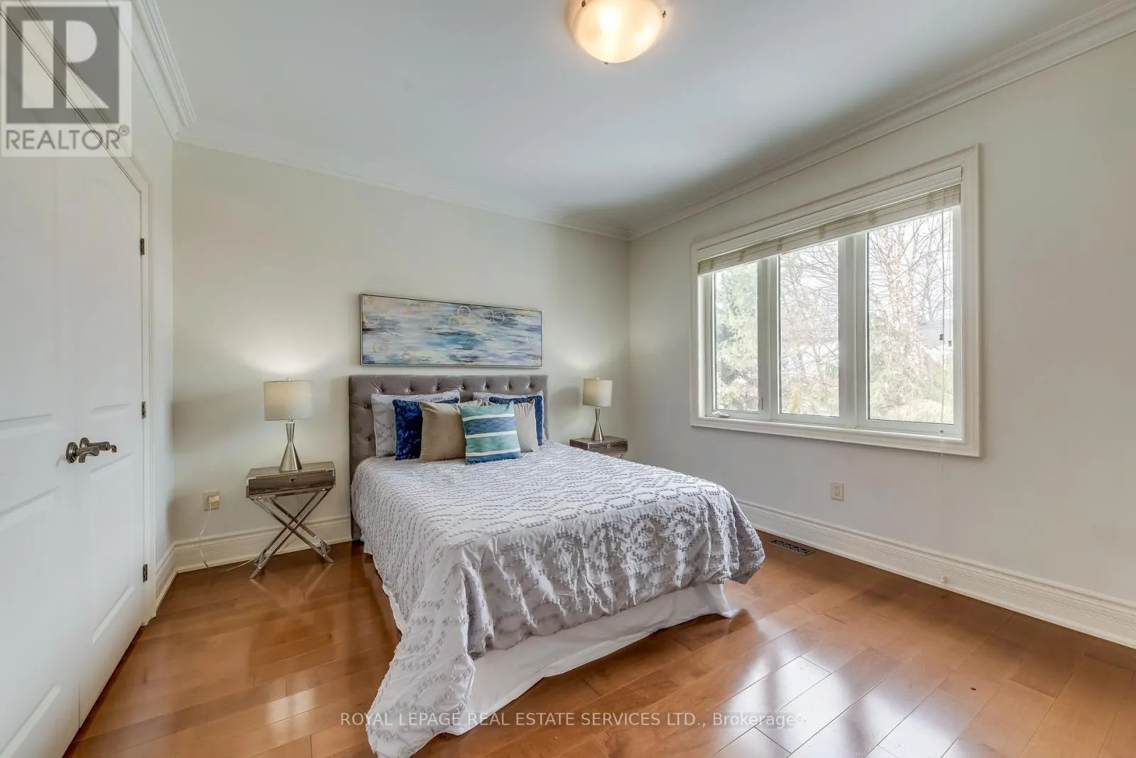 3341 LAKESHORE ROAD