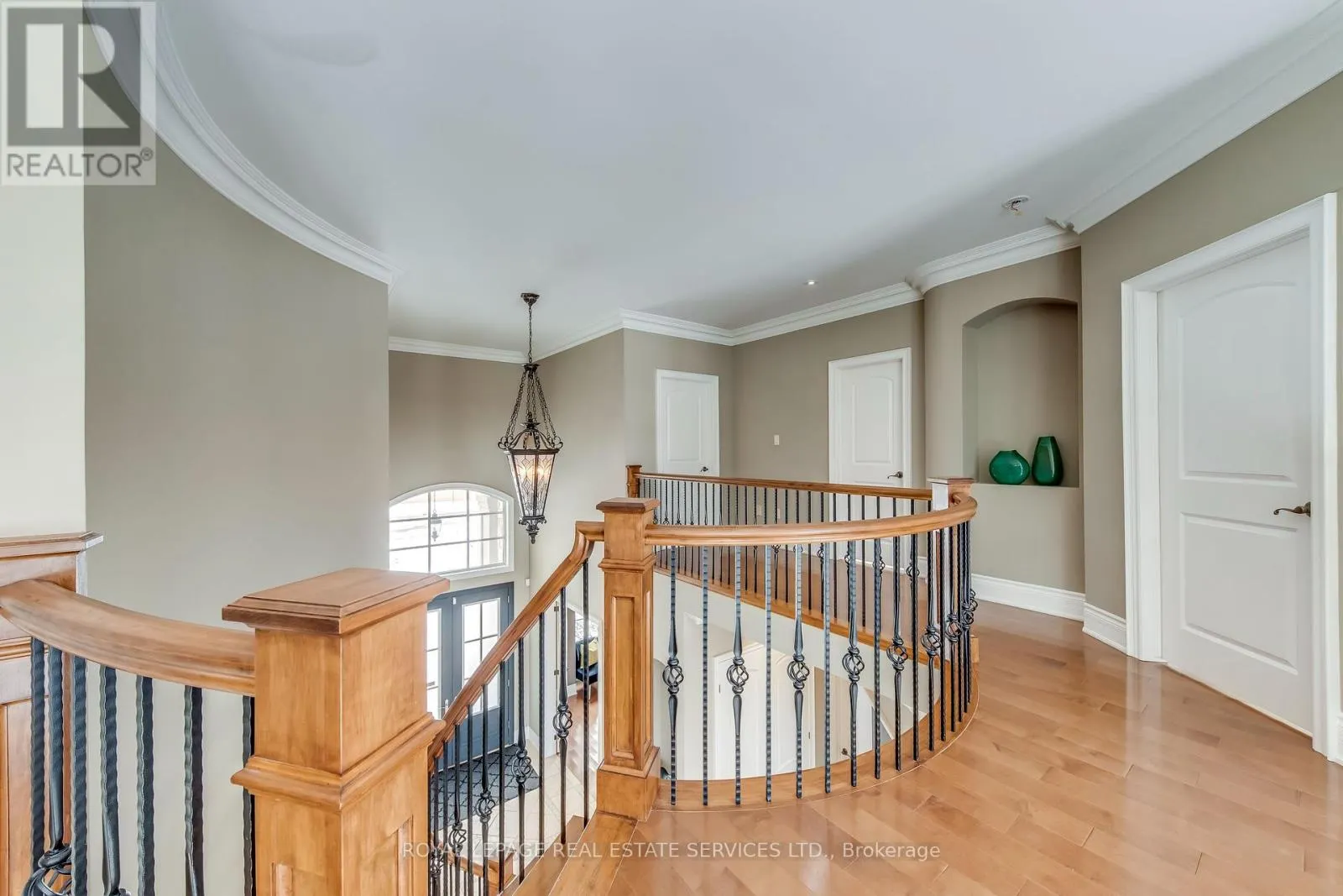 3341 LAKESHORE ROAD