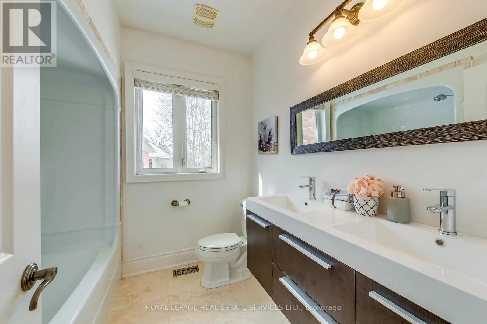 3341 LAKESHORE ROAD