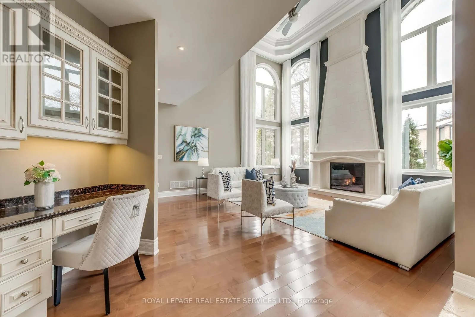 3341 LAKESHORE ROAD