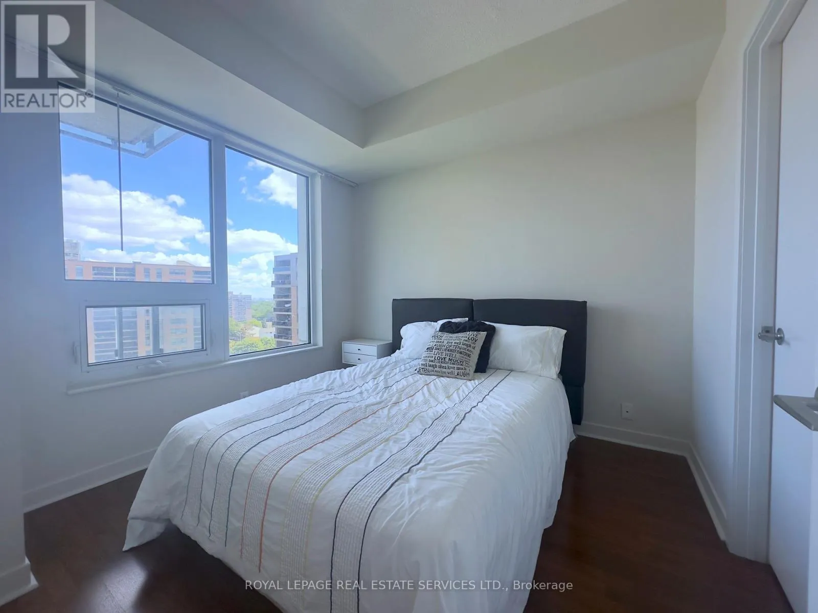 1010 - 188 CLARK BOULEVARD