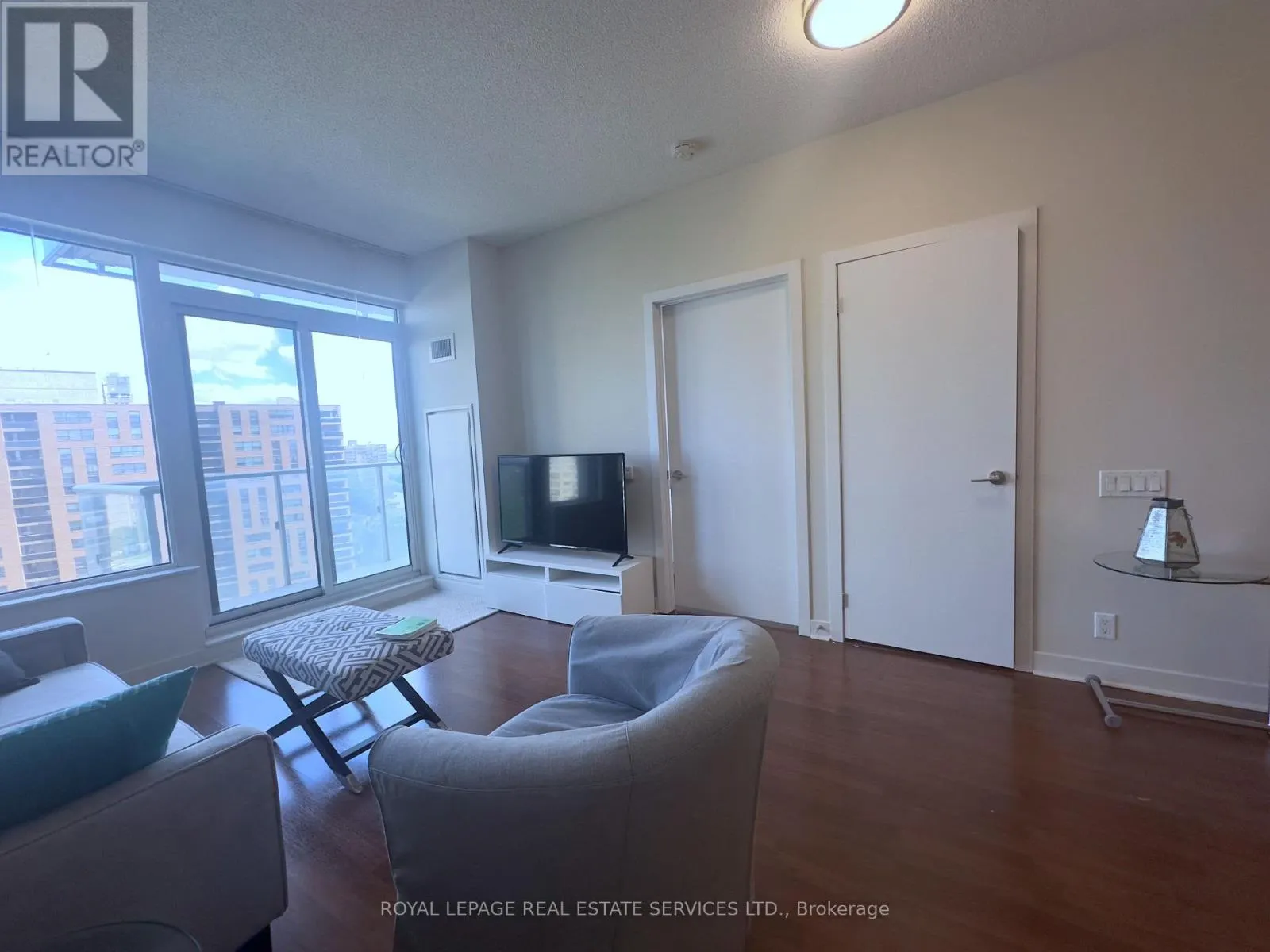 1010 - 188 CLARK BOULEVARD