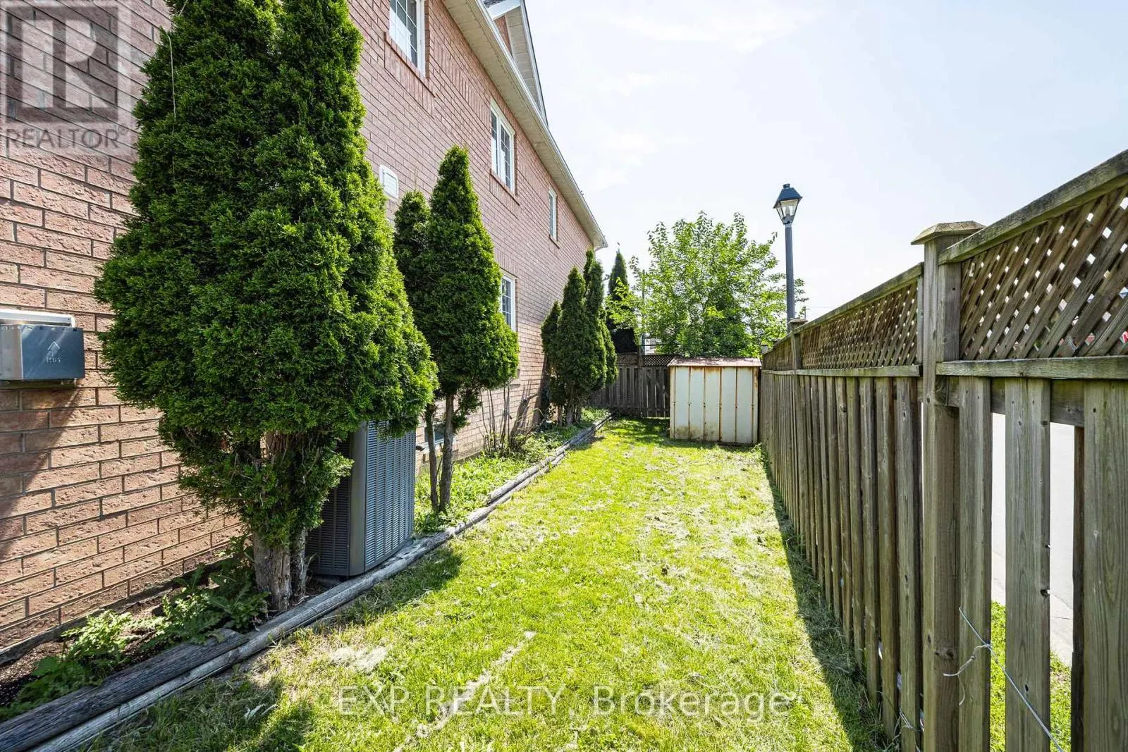 1015 BORDEN LANE