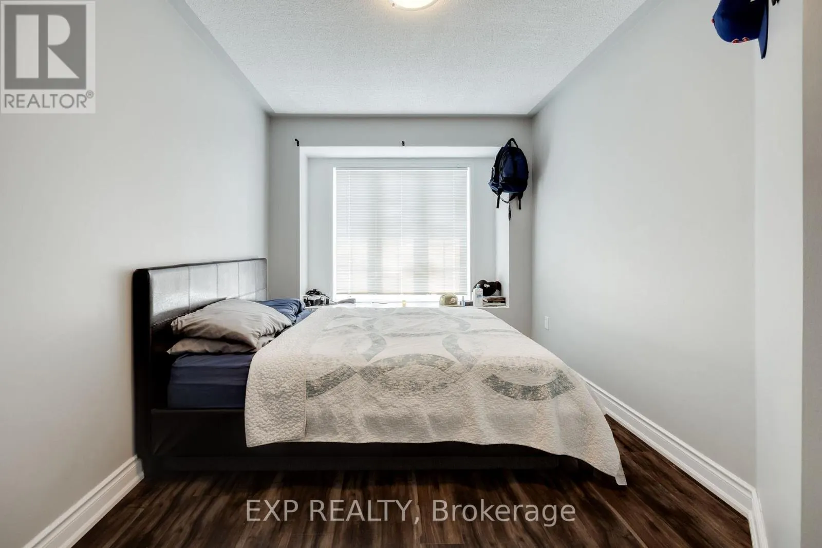 1015 BORDEN LANE