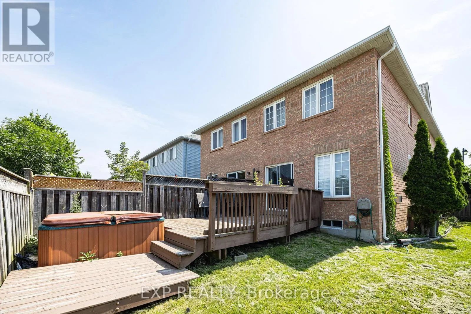 1015 BORDEN LANE